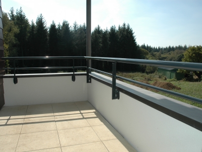 Toiture terrasse accessible avec garde corps